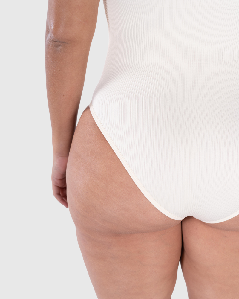 LisséForme™ – Body Sculptant au Tombé Parfait et Confort Absolu